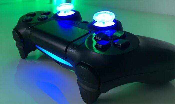 Kit Bottoni Trasparenti Per Controller PS4 - Set Completo Con Effetto Luminoso